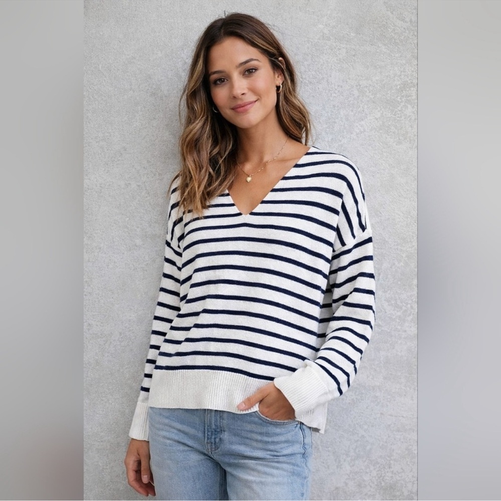 Kerri Rosenthal XOKR V-Neck Next Smile's On You V-Neck Sweater,xs